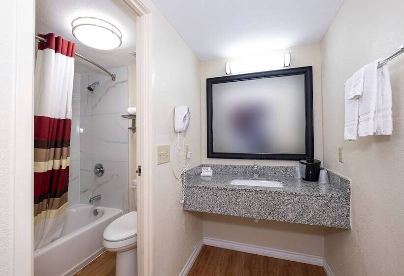 غرفة ديلوكس لذوى الاحتياجات الخاصة, Red Roof Inn Houston North   Fm1960 & I 45