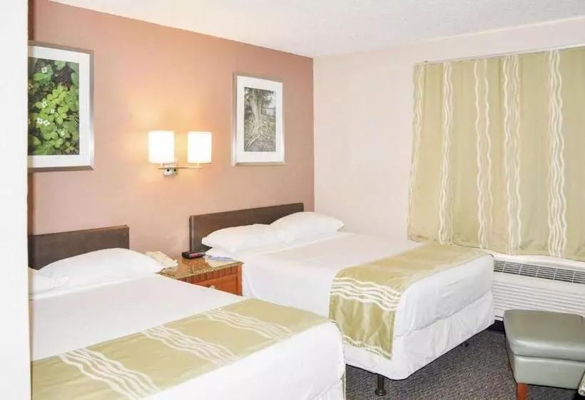 اتاق استاندارد با 2 تخت دوبل, Bison Inn & Suites On University