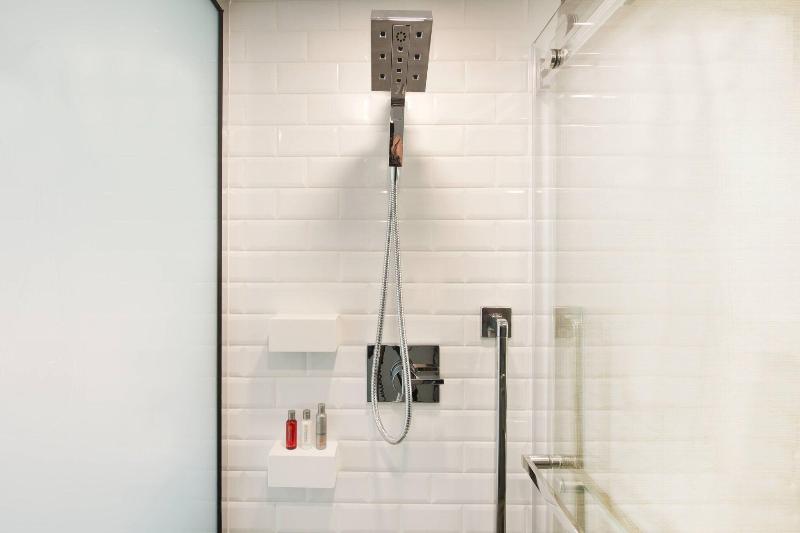 스탠다드 룸 킹사이즈 침대, Seattle Airport Marriott