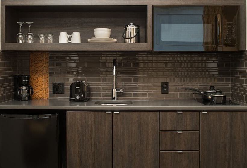 エクゼクティブスイート, The Mark Spencer