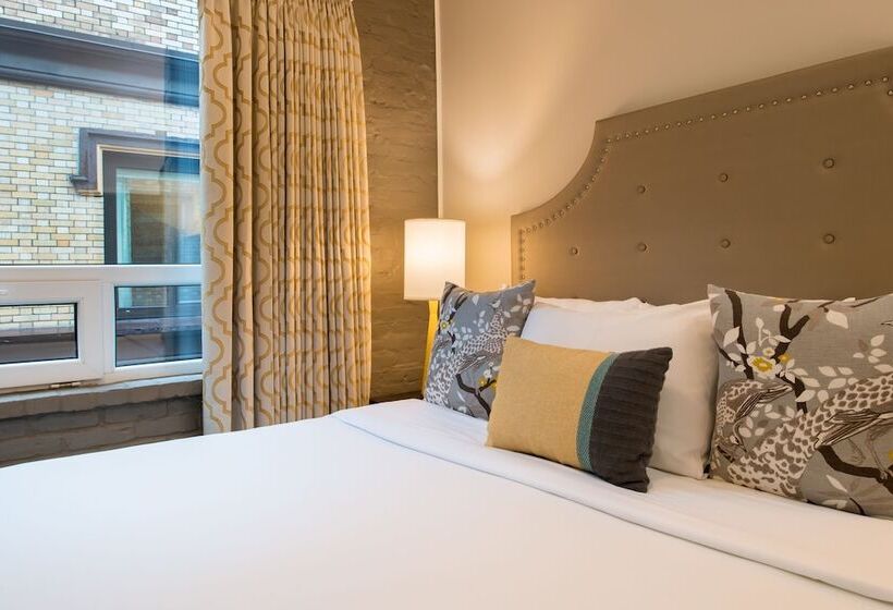 エクゼクティブスイート, The Mark Spencer