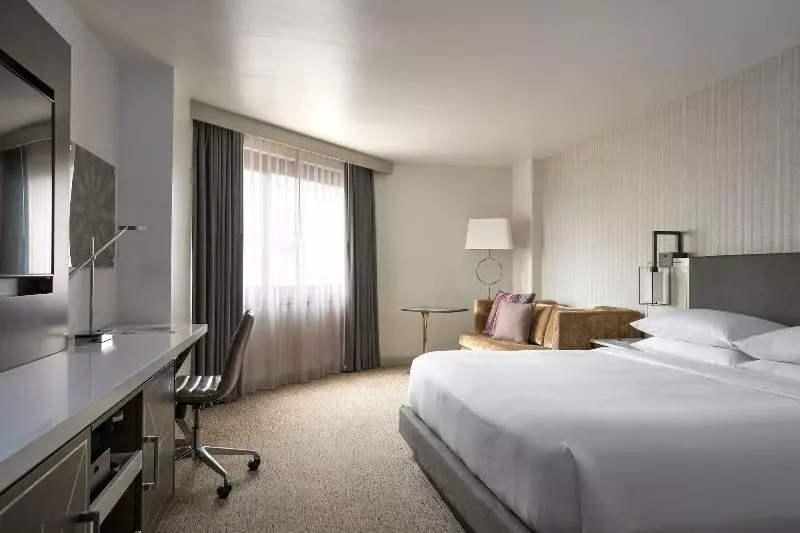 キングサイズベッドのスタンダードルーム, Washington Marriott Georgetown