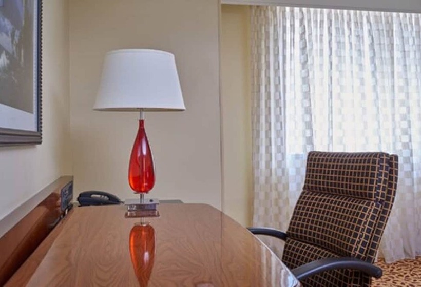 스탠다드 룸 더블 침대 2개, Wyndham Cleveland Airport