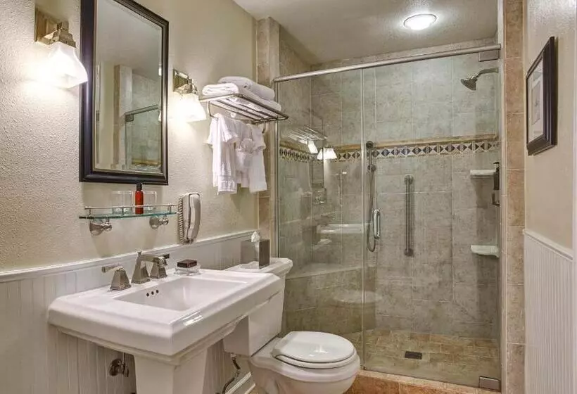 اتاق استاندارد با تخت بزرگ, Kingsmill Resort