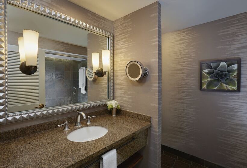 חדר סטנדרט מיטה זוגית, Loews Ventana Canyon Resort