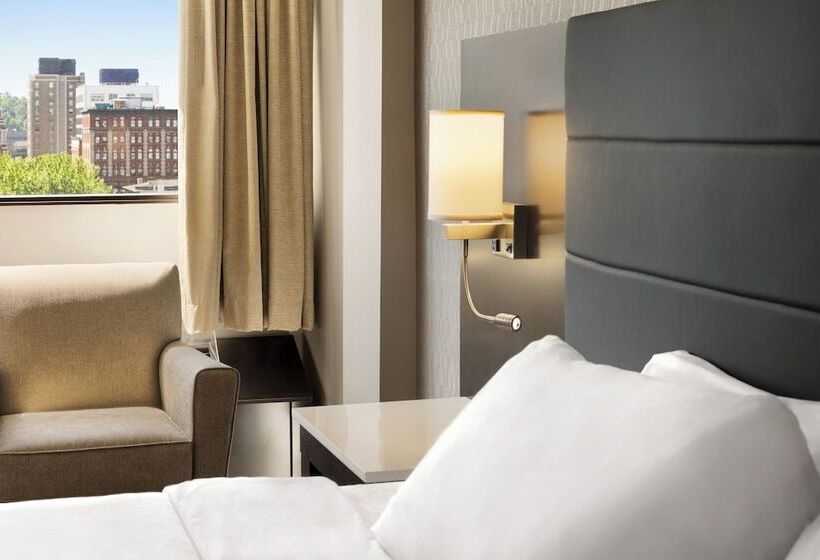 スタンダードルーム, Crowne Plaza Knoxville Downtown University, An Ihg