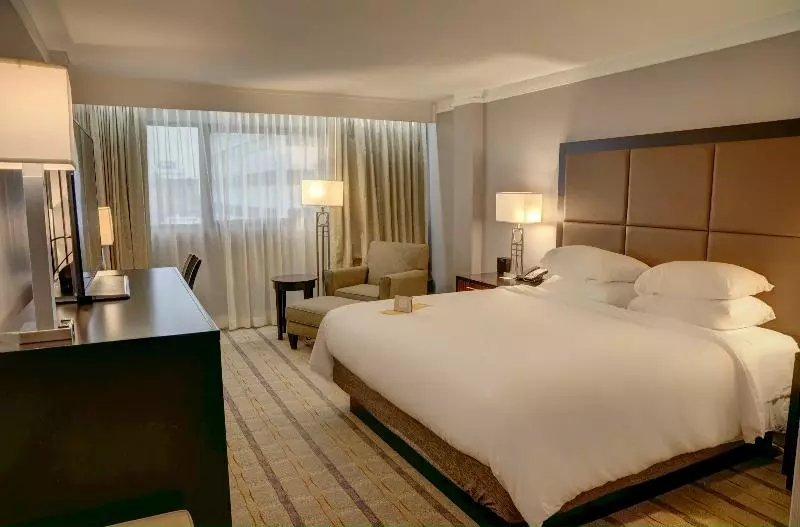 スタンダードルーム, Crowne Plaza Knoxville Downtown University, An Ihg