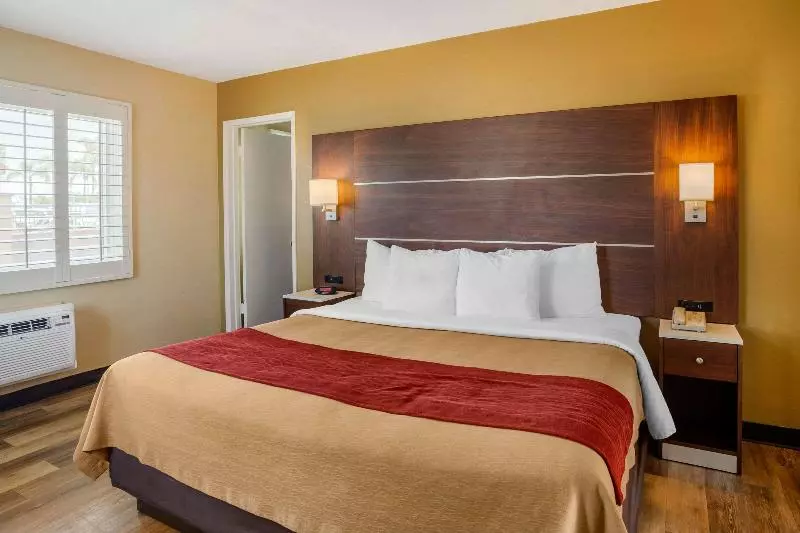 اتاق خانوادگی, Comfort Inn San Diego Airport At The Harbor