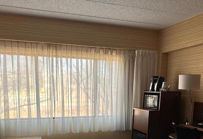 标准间, Fairfield Inn & Suites Parsippany