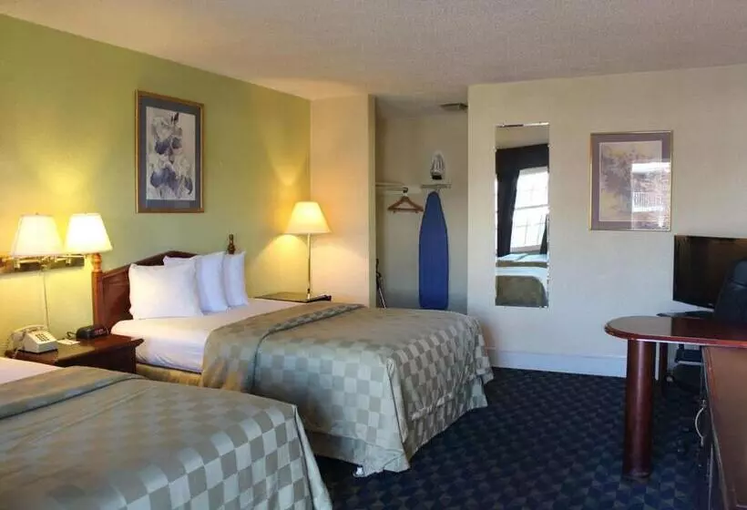 ２ダブルベッドのスタンダードルーム, Governor House Inn Arlington/falls Church