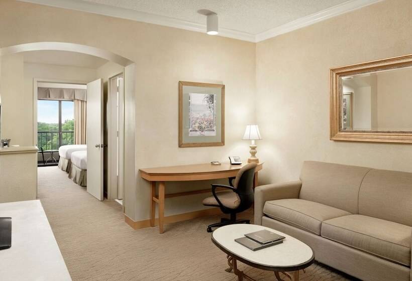 Люкс, Hilton Boca Raton Suites