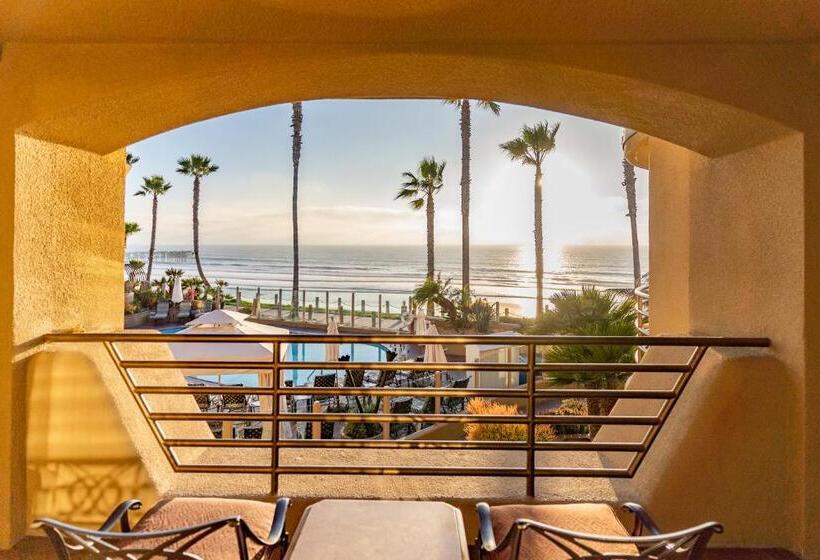 可观景的小型套房, Pacific Terrace