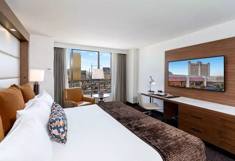 Premium Room City View, Palace Station Hotel & Casino