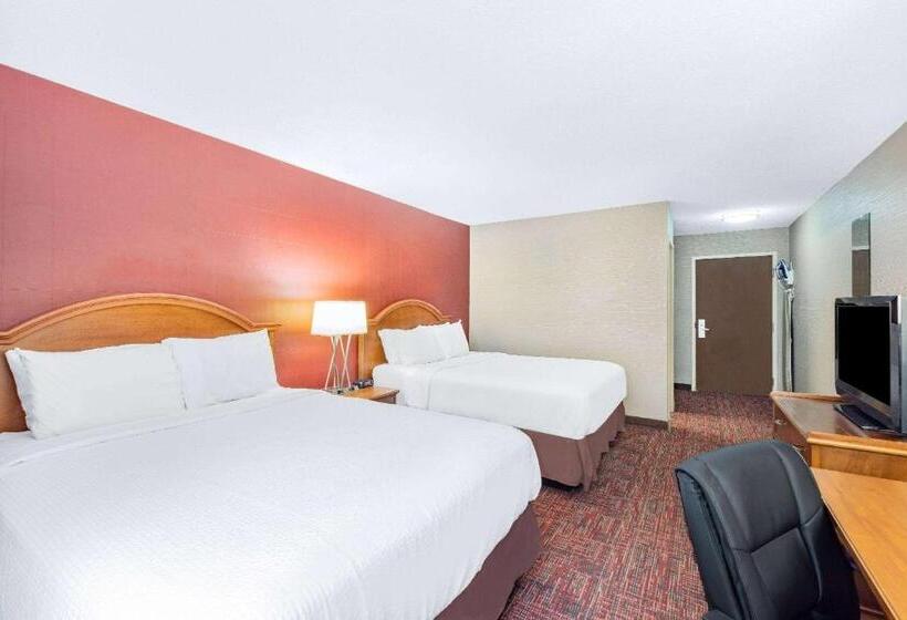 适合残疾人使用的标准间, Ramada By Wyndham Grand Forks