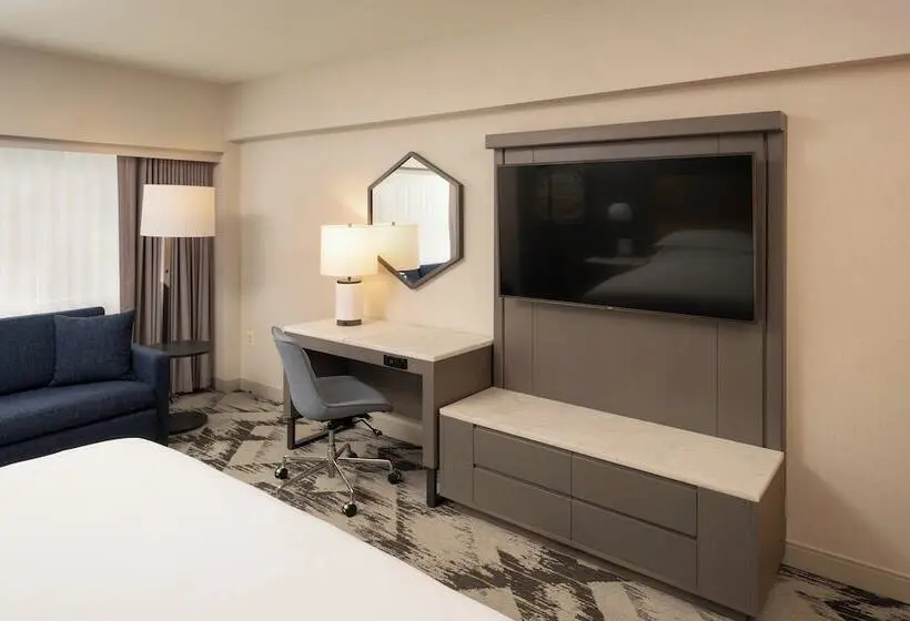 ２ダブルベッドのスタンダードルーム, Sheraton Detroit Novi