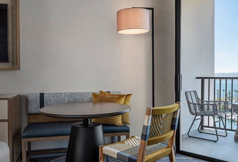 带观景的豪华间, Sheraton San Diego Resort