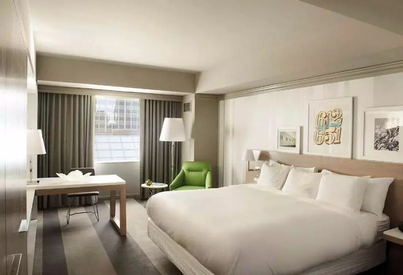 Bisneshuone, The Royal Sonesta Minneapolis Downtown