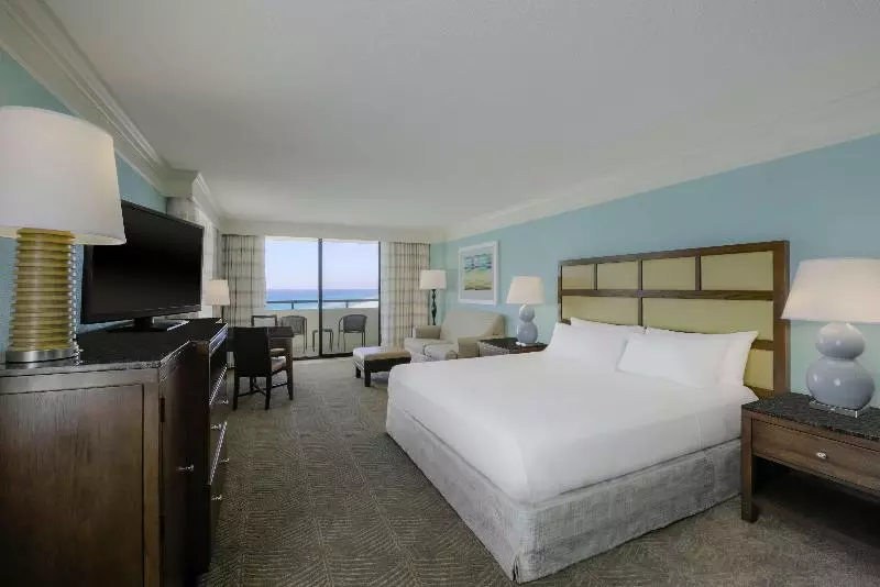 キングサイズベッドのスタンダードルーム, Hilton Sandestin Beach Golf Resort & Spa