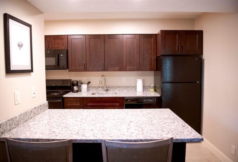 豪华工作室, Annabell Gardens