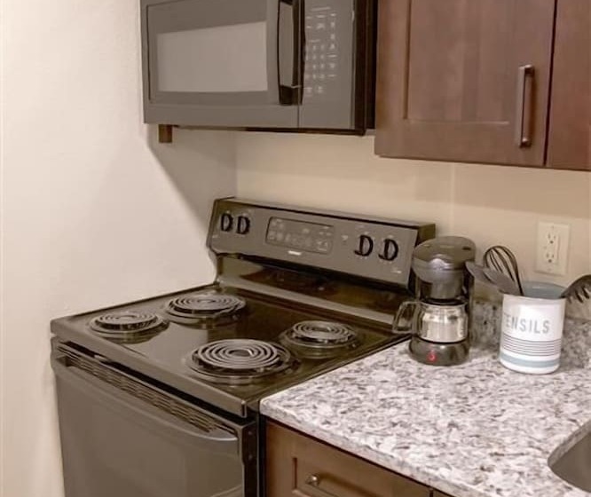 豪华工作室, Annabell Gardens