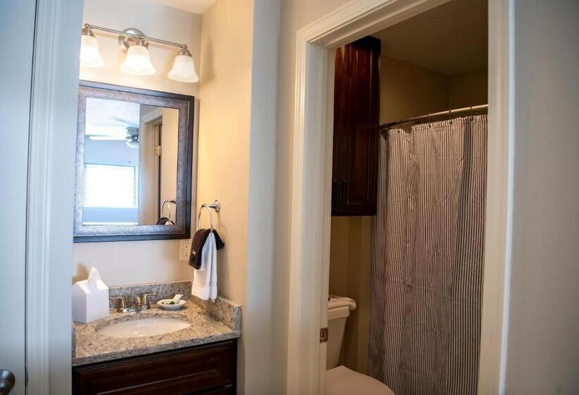 带2个卧室的套房, Annabell Gardens