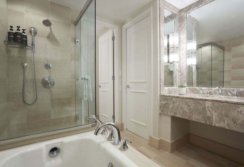 اتاق استاندارد با تخت دوبل, Beverly Wilshire, A Four Seasons