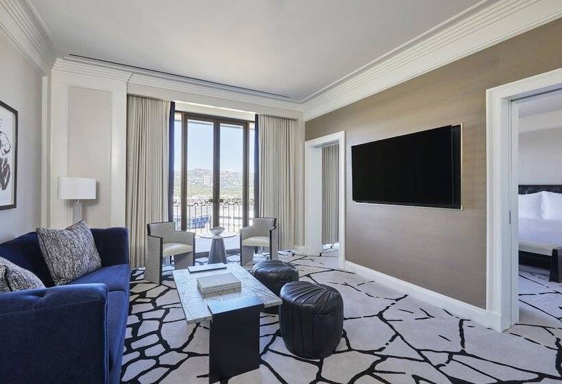 Люкс с Балконом, Beverly Wilshire, A Four Seasons