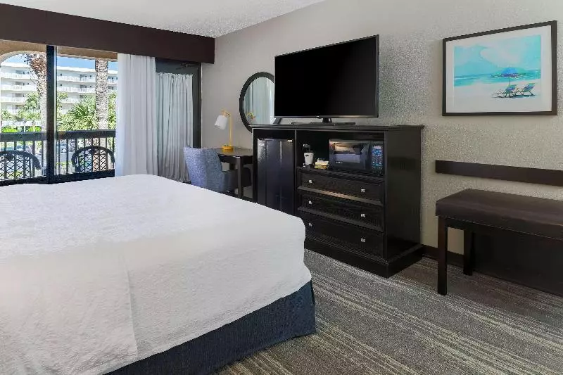 سوئیت برای معلولان, Beverly Wilshire, A Four Seasons