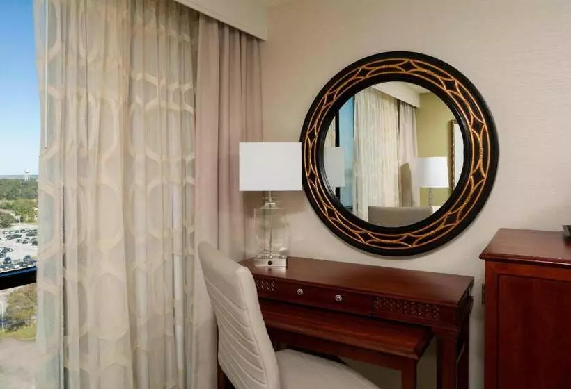 キングサイズベッドのスタンダードルーム, Charleston Marriott