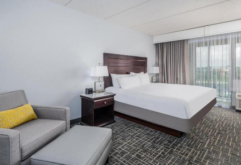חדר סטנדרט עם מיטת קינג, Crowne Plaza Milwaukee South, An Ihg