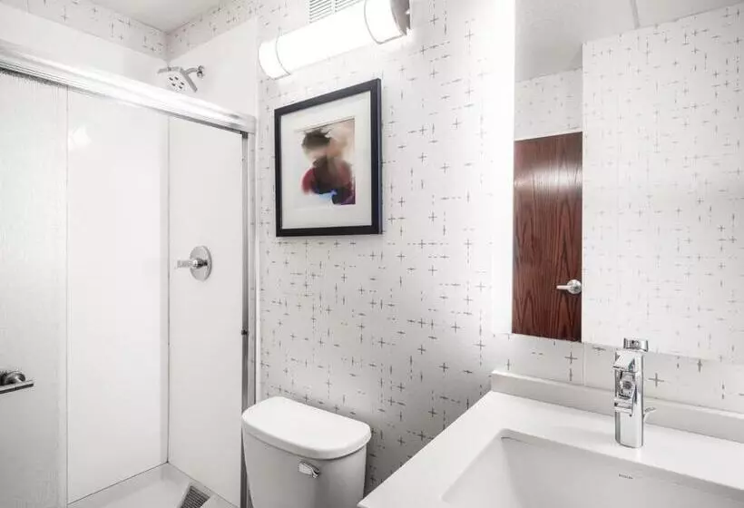 اتاق پرمیوم, Crowne Plaza Milwaukee South, An Ihg
