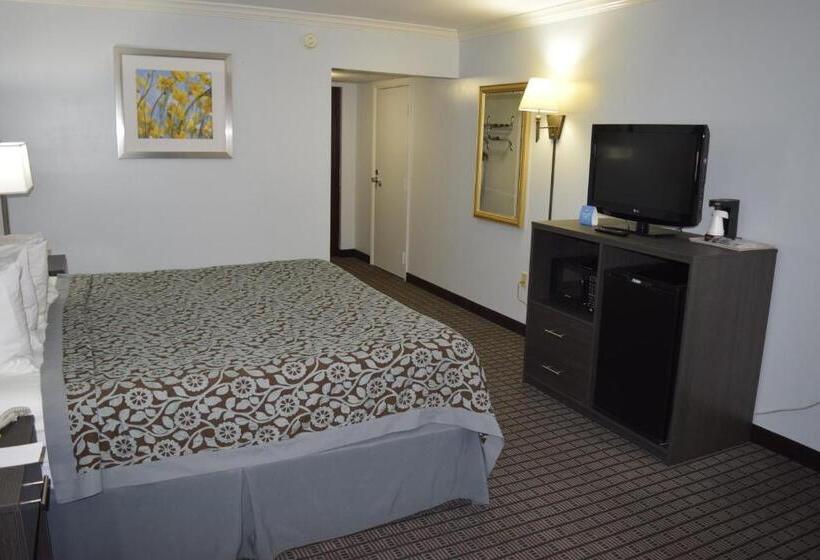 غرفة قياسية سرير كينج, Days Inn By Wyndham Rock Falls