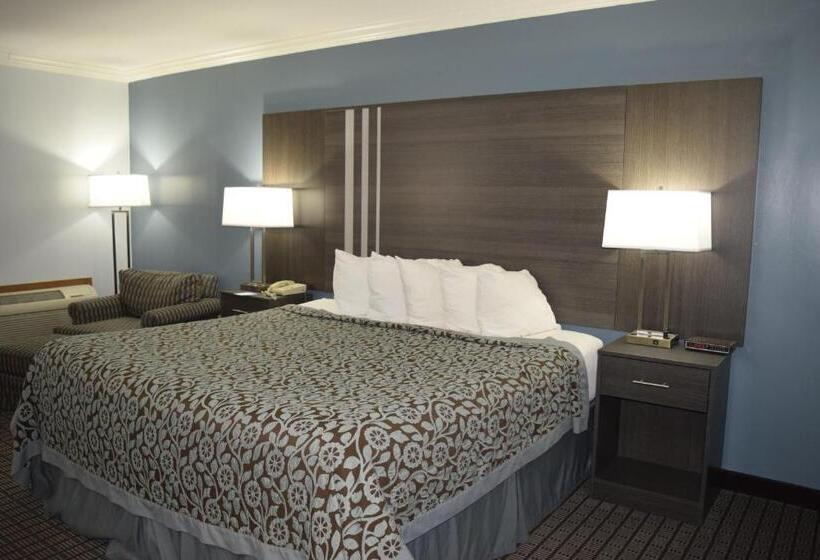 إستوديو قياسى سرير كينج, Days Inn By Wyndham Rock Falls