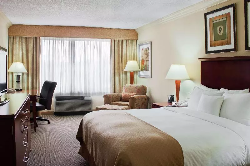 キングサイズベッドのスタンダードルーム, Doubletree By Hilton  Princeton