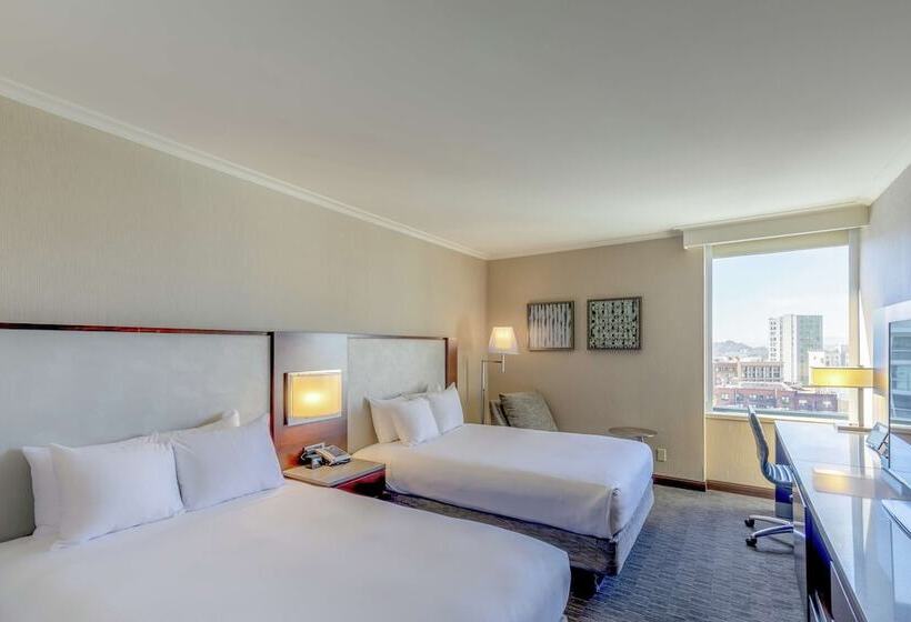 غرفه قياسيه سريرين مزدوجين, Hilton San Francisco Union Square