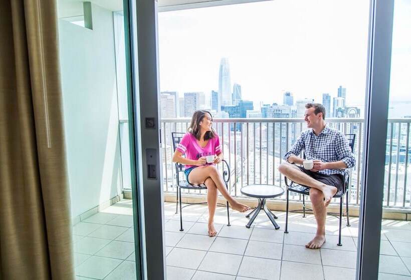 غرفة قياسية سرير مزدوج مطلة على المدينة, Hilton San Francisco Union Square