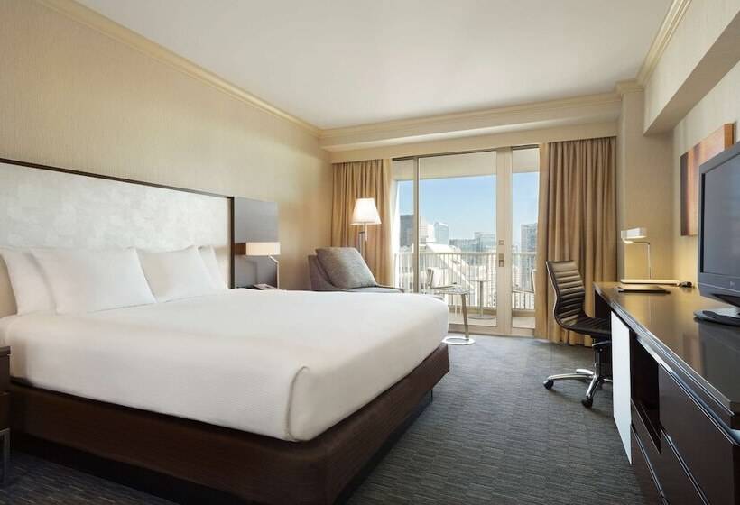 غرفة قياسية سرير مزدوج مطلة على المدينة, Hilton San Francisco Union Square