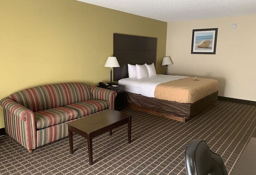 Люкс, Quality Inn & Suites Pensacola Bayview
