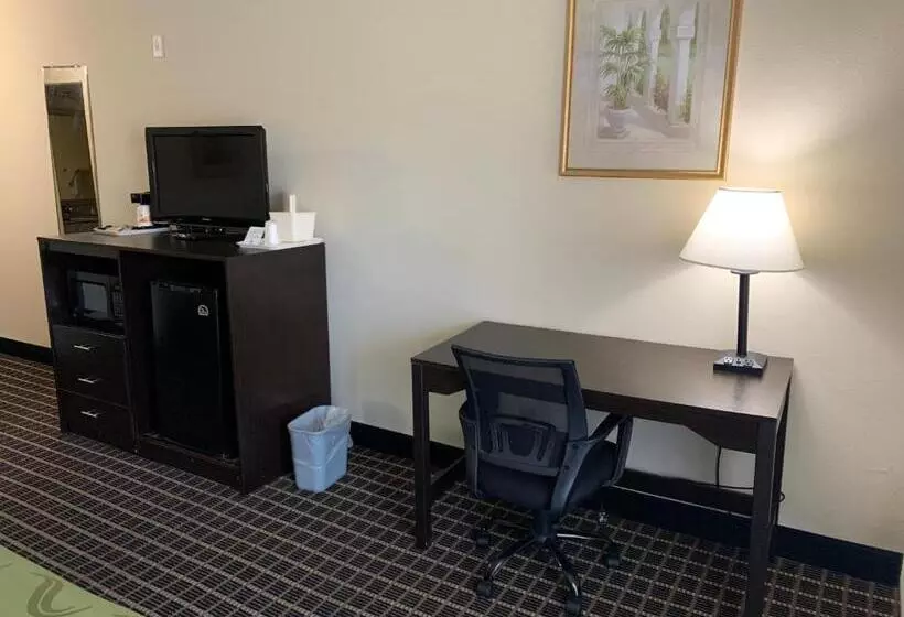 ２ベッドスイートルーム, Quality Inn & Suites Pensacola Bayview