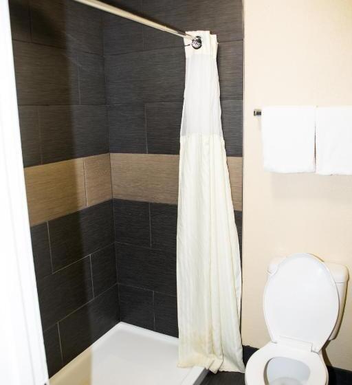 اتاق استاندارد, Ramada By Wyndham Flagstaff East