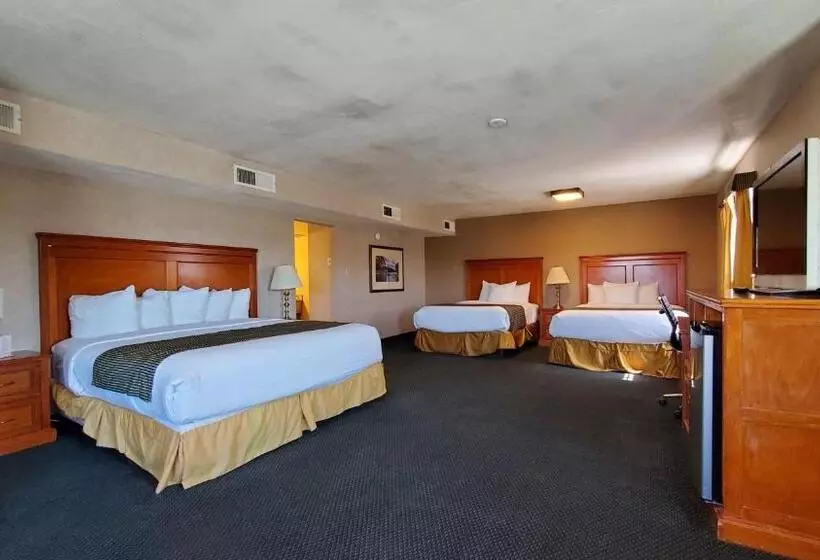 スイート, Ramada By Wyndham Flagstaff East