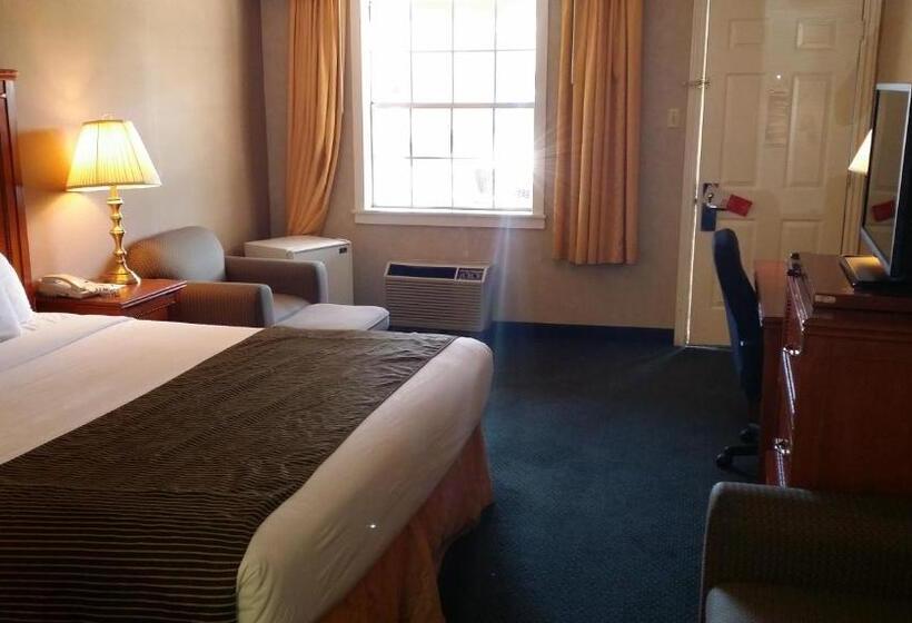 Номер Стандарт Адаптированный для Инвалидов, Ramada By Wyndham Flagstaff East
