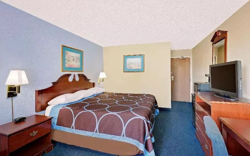 キングサイズベッドのスタンダードルーム, Ramada By Wyndham Mountain View