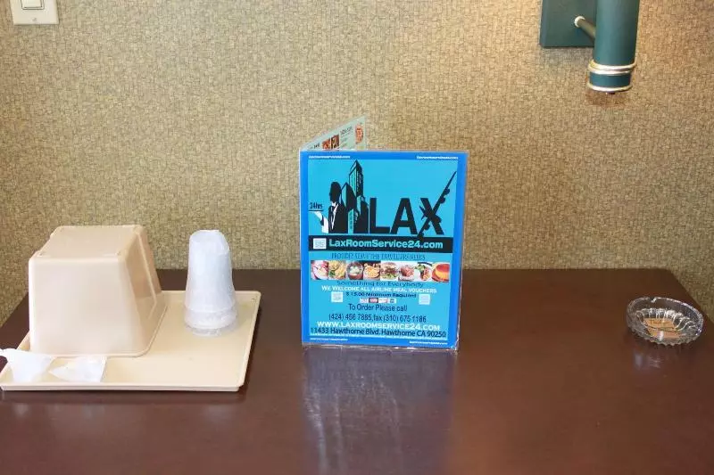 キングサイズベッドのスーペリアルーム, Red Roof Inn Florence  Civic Center