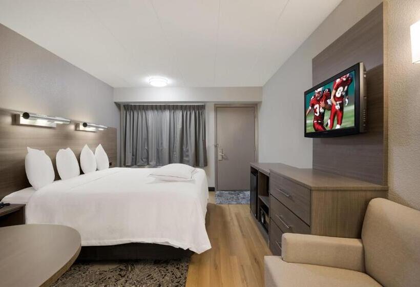 غرفة قياسية لذوى الاحتياجات الخاصة, Red Roof Inn Plus+ Chicago   Naperville