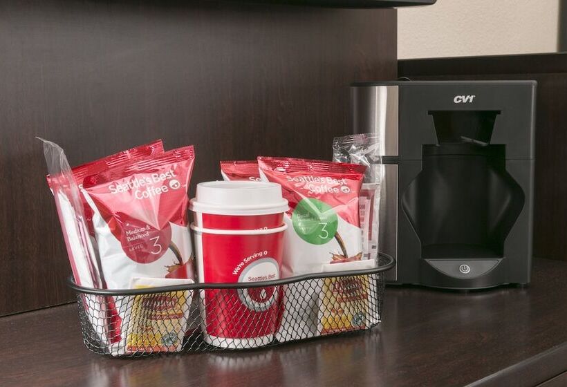 프리미엄 룸, Red Roof Inn Plus+ Chicago   Naperville