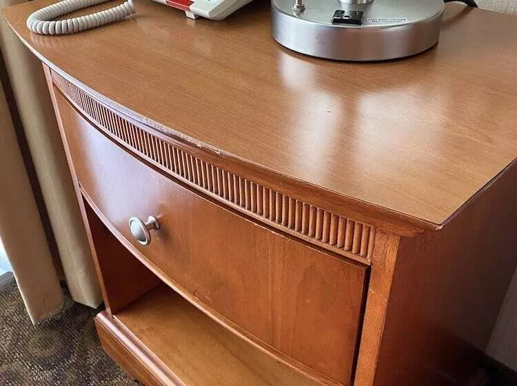 اتاق استاندارد با تخت دوبل, Royal Pacific Motor Inn