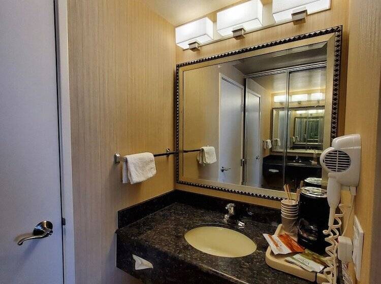 Quarto standart cama de casal, Royal Pacific Motor Inn