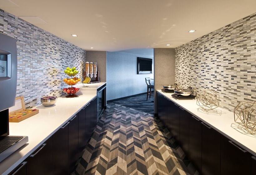 غرفة ديلوكس, Sheraton Anchorage