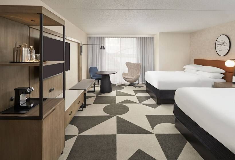 带2个双人床的标准工作室, Sheraton Pittsburgh Hotel At Station Square